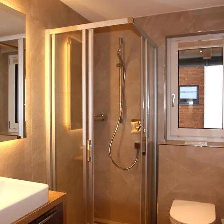 Alta Montagna Bed & Breakfast 3*