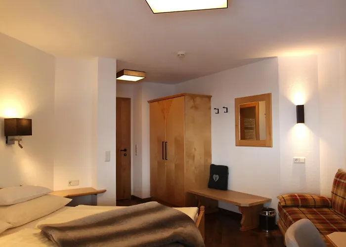 Alta Montagna Bed and Breakfast